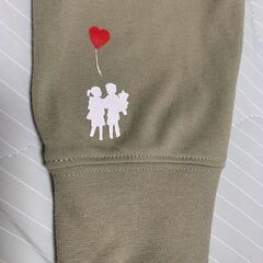 メンズ バンクシー風プリント ロングTシャツ Mサイズ アートデザイン 立体的の画像