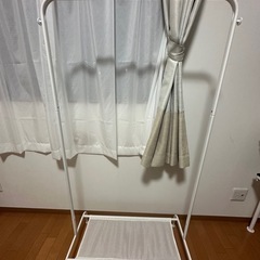 IKEA ハンガーラックの画像