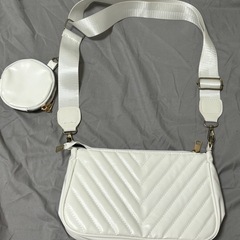 ショルダーバッグ