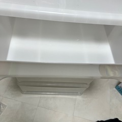 プラスチック製のタンスの画像