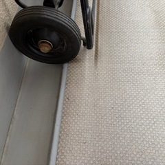 荷物キャリーの画像