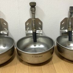 デラバル製のウォーターカップ　酪農＆畜産用　の画像