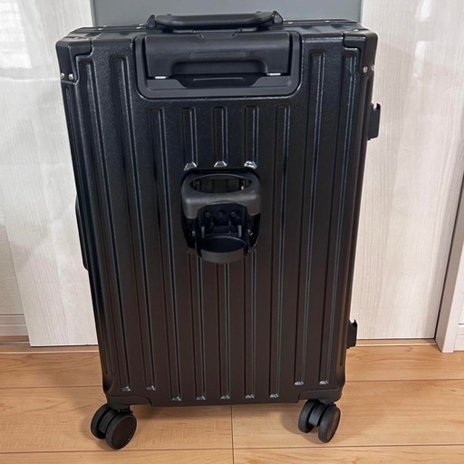 多機能✨スーツケース Mサイズ 黒 アルミフレームキャリーケース 3泊4日 55L　USB充電ポート付