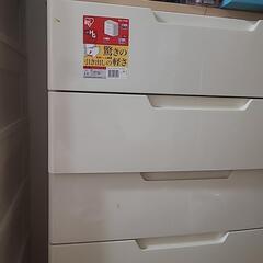 4だん 収納ラックの画像