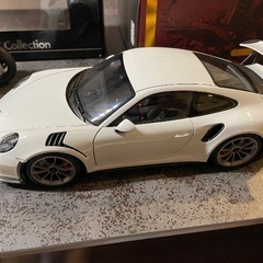 オートアート  ポルシェ991GT3RS 1/18の画像