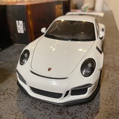 オートアート  ポルシェ991GT3RS 1/18