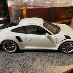 オートアート  ポルシェ991GT3RS 1/18の画像