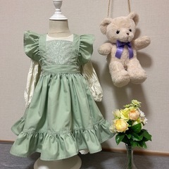 エプロンドレス