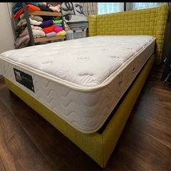 大塚ダブルベッド フレーム付き オシャレの画像