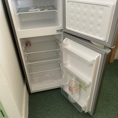 2019年製シャープ冷蔵庫の画像