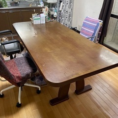 1500→1300円大きなダイニングテーブル