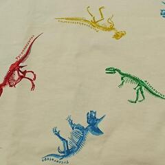 子供Tシャツ　男の子160　恐竜の画像