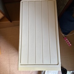 衣装ケースの画像