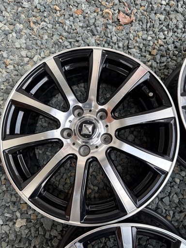 17インチ  weds製アルミホイール17×7J 5H PCD114.3 オフセット+48 ハブ径72mm ヴォクシー  ノア オデッ