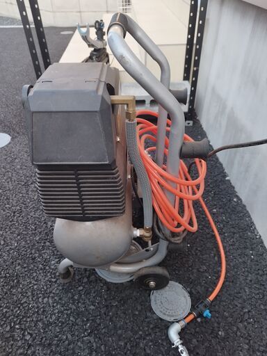 リョービエアーコンプレッサー ACP 60 RYOBI動作良好 (吉田拓馬
