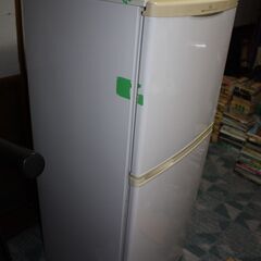 冷凍庫43L　冷蔵庫94L　