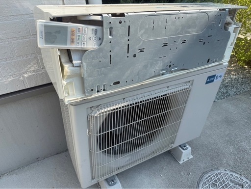 【2017年製】ルームエアコン(霧ヶ峰) MSZ-L5616S-W. プラズマ空清搭載のコンパクトハイスペックモデル