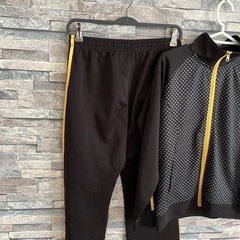 レディース　ジャージセットアップの画像