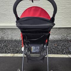 combi F2 ベビーカー、シートライナー付きの画像