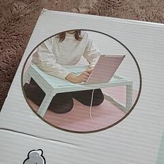 新品 サンリオキャラクターズ おしゃれタウン ラップトップデスク 机 折りたたみ キティ タキシードサム ポチャッコ ポムポムプリンの画像