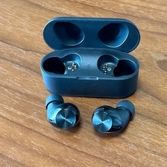 パナソニックのワイヤレスイヤホンの画像