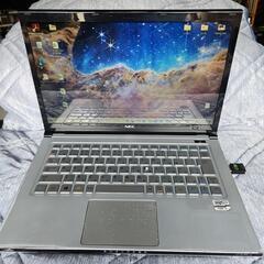 薄型軽量4GB