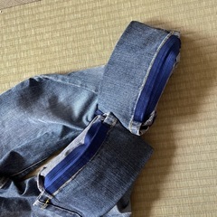 140サイズ　ジーンズ👖　ウエストゴム調節可の画像