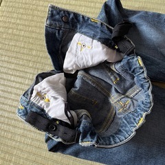 140サイズ　ジーンズ👖　ウエストゴム調節可の画像