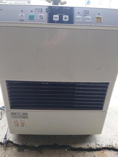 コロナFF石油ストーブ 中古品 FF-VG4214S (ka) 東区役所前の季節