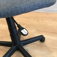 お取引先決定致しました　
事務チェア②の画像