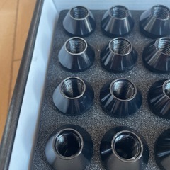 ハイエースホイールロックナット付きの画像