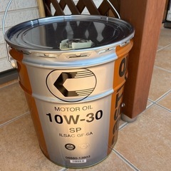 エンジンオイル　1リットル程度　0円
