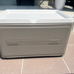コールマン　クーラーボックス　31L　パーティースタッカー　キャンプなどにの画像