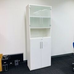 [無料] 鍵付きキャビネット(ガラス戸)
