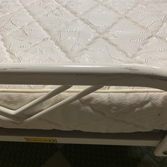 電動リクライニングベットの画像