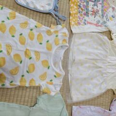 80cm、90cm　ユニクロ、西松屋の画像