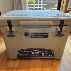 フィールドア　ノーザンクーラーボックス　35QT