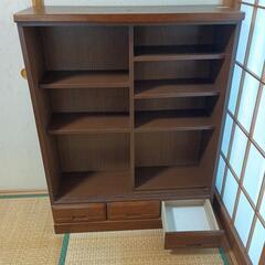 レトロな収納棚ですの画像