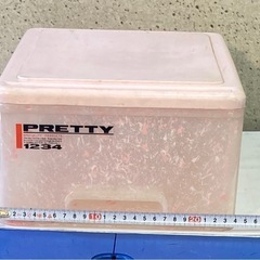 樹脂製　Box