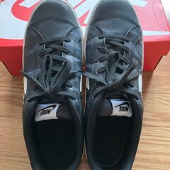 【取引完了】NIKE COURT ROYALE SL <27.5cm>の画像