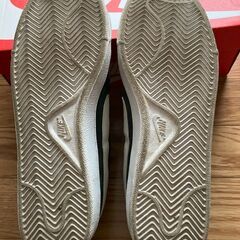 【取引完了】NIKE COURT ROYALE SL <27.5cm>の画像