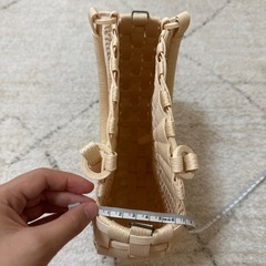 未使用　カゴバッグ　白　丸型の画像