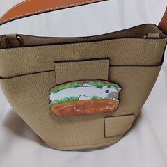 《値下げ》立つバック