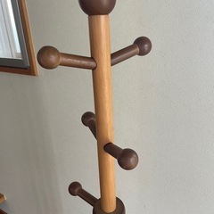 木製　ポールハンガー　　の画像