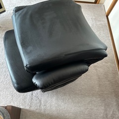 ニトリ　回転型座椅子の画像
