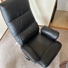 ニトリ　回転型座椅子