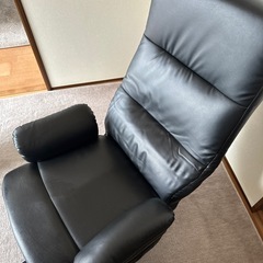 ニトリ　回転型座椅子の画像