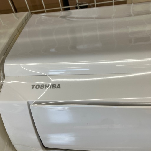 安心の1年保証付。【壁掛けエアコン　TOSHIBA RAS-J221M 2022年製　2.2kw】取りに来れる方限定
