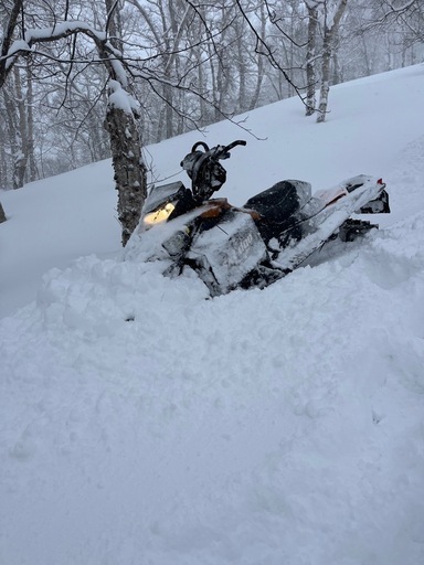 スノーモービル　skidoo サミット800