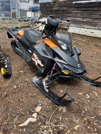 スノーモービル　skidoo サミット800